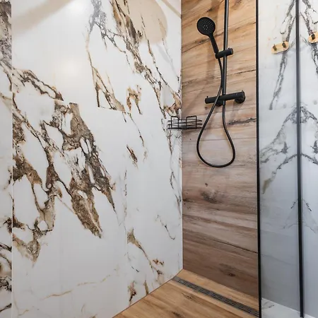 Na Skarpie Apartment *